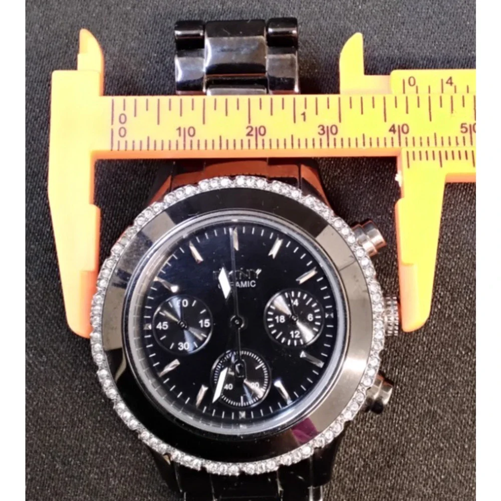 DKNY Men's Wrist Watch Ceramic and Stainless Steel Black w/ Crystals #Z5863